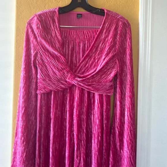 Pink Set - Picture 1 of 3